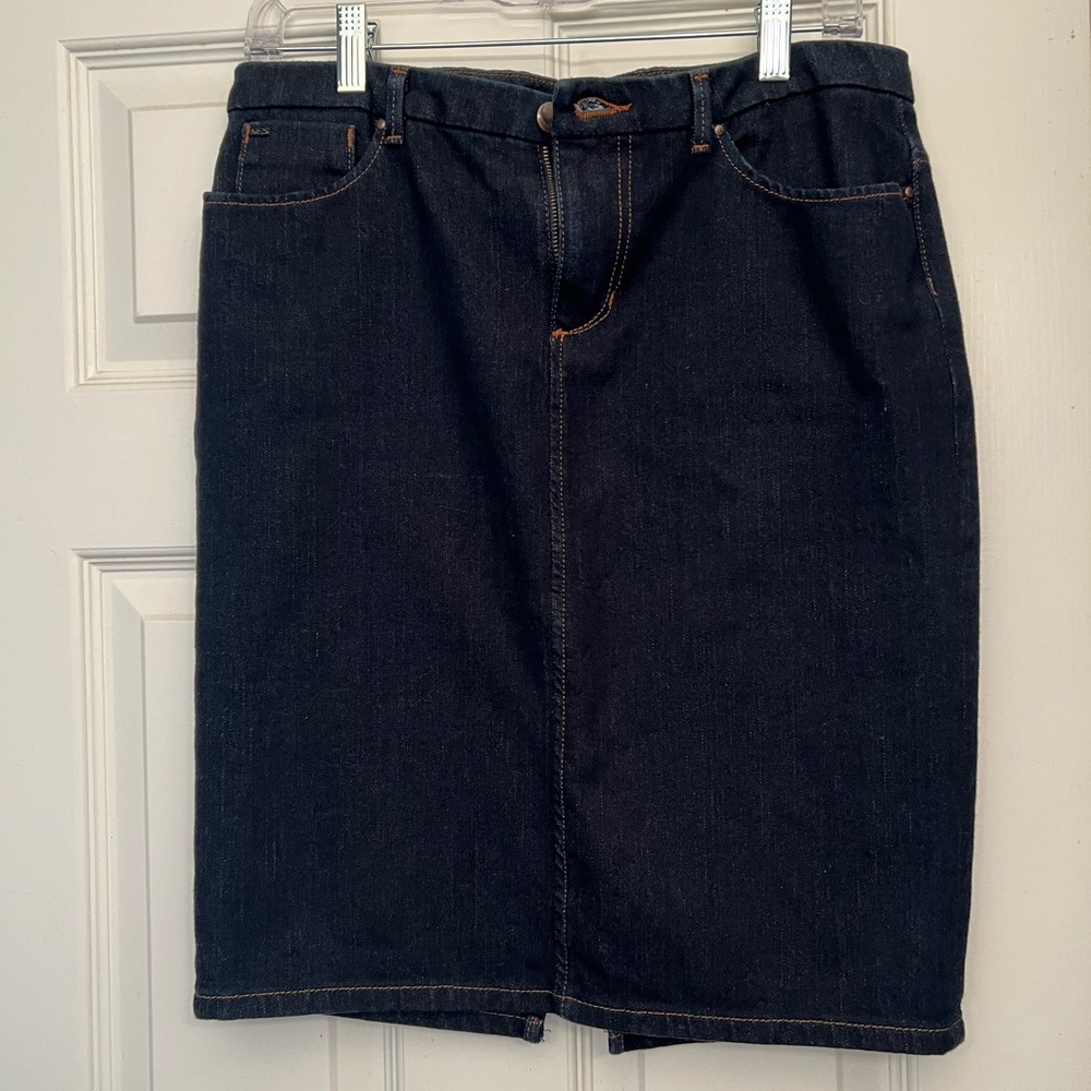 Joe’s Jeans dark denim skirt. Never worn.